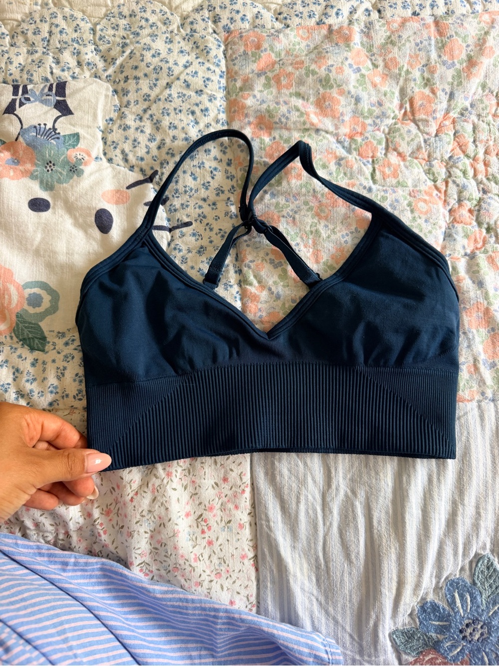 Lululemon sports bra